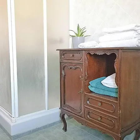 Art Gallery With Terrace Apartman *